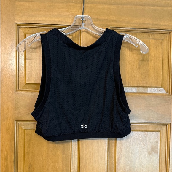 ALO Yoga Tops - ALO Yoga Black Cropped Mesh Tank